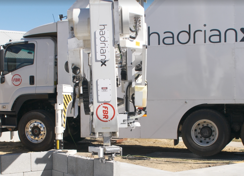 Revolutionizing Construction: Hadrian X, the Robot that Builds Houses